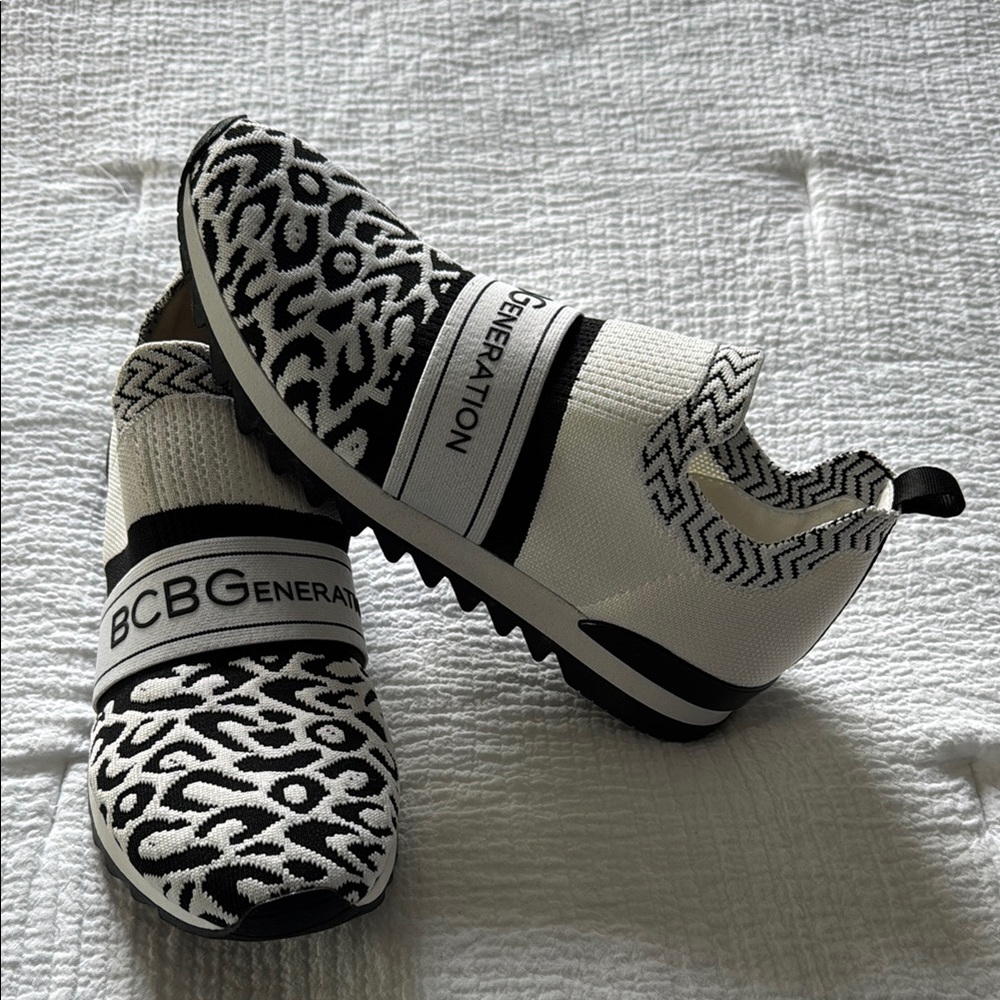 BCBGeneration White & Black Animal Print Patterned Slip-On Sneakers